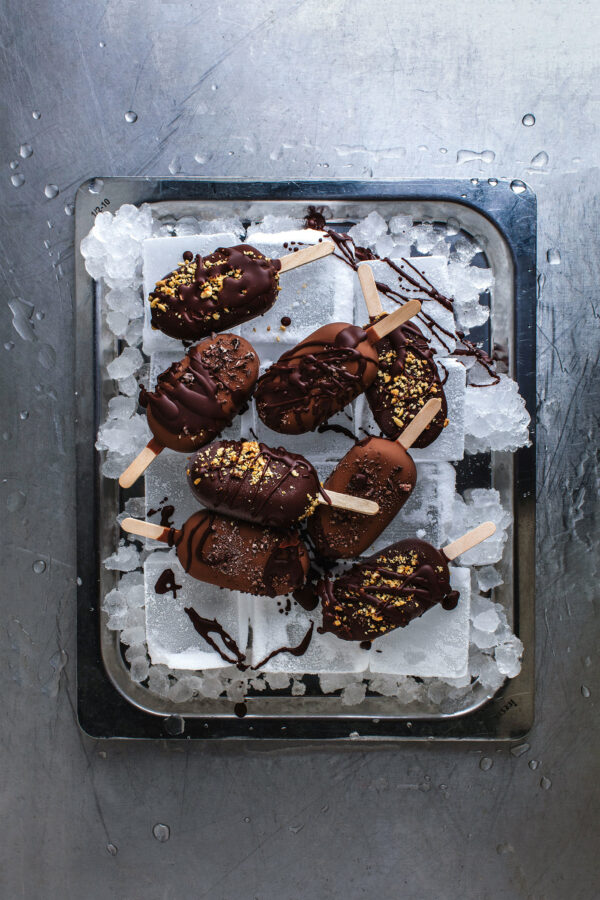 "Sara's Ice Cream".